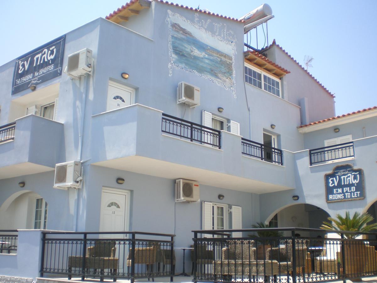 En Plo Hotel Elafonissos Luaran gambar
